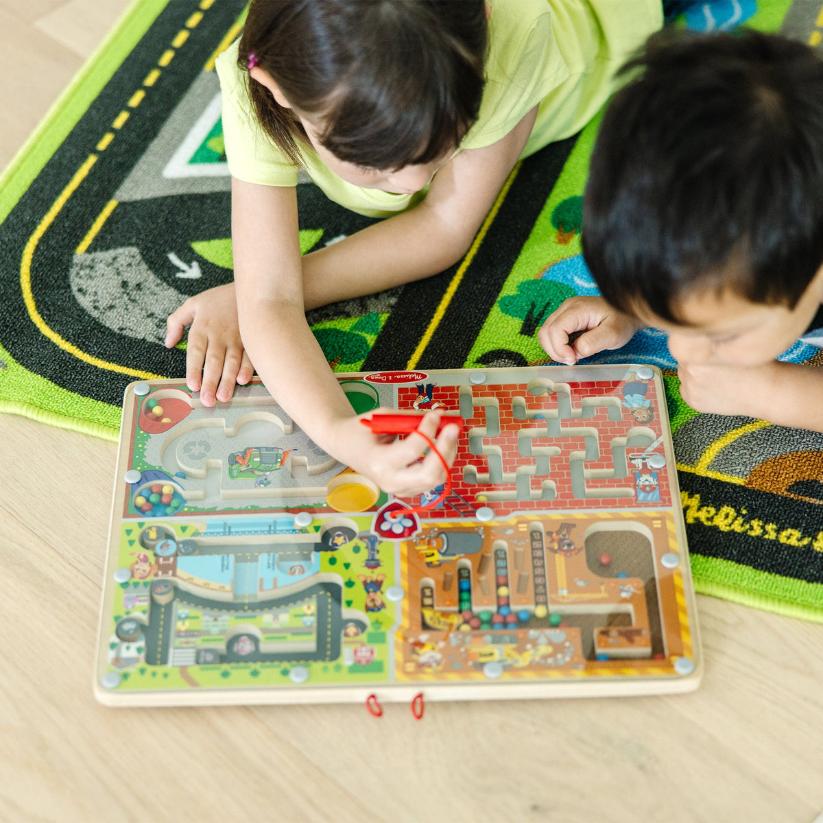 PAW Patrol Wooden 4-in-1 Magnetic Wand Maze Board E1