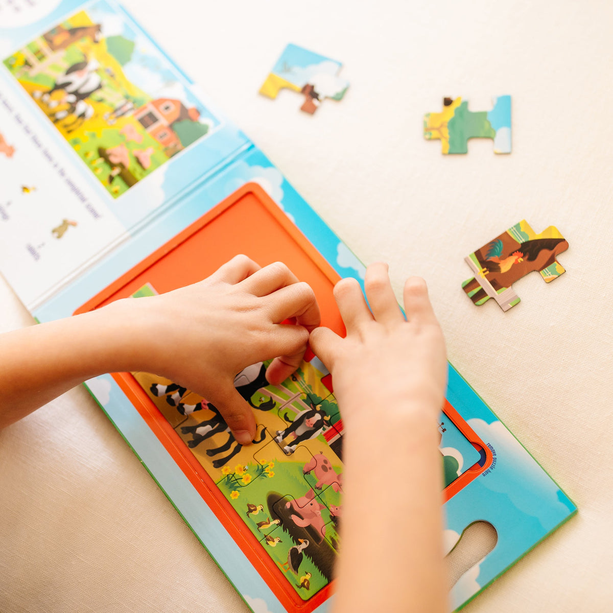 Take-Along Magnetic Jigsaw Puzzles – On the Farm S5