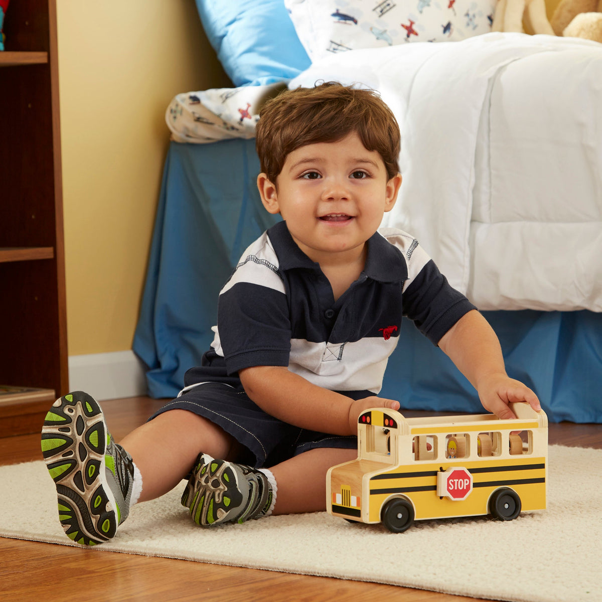 Wooden School Bus I4