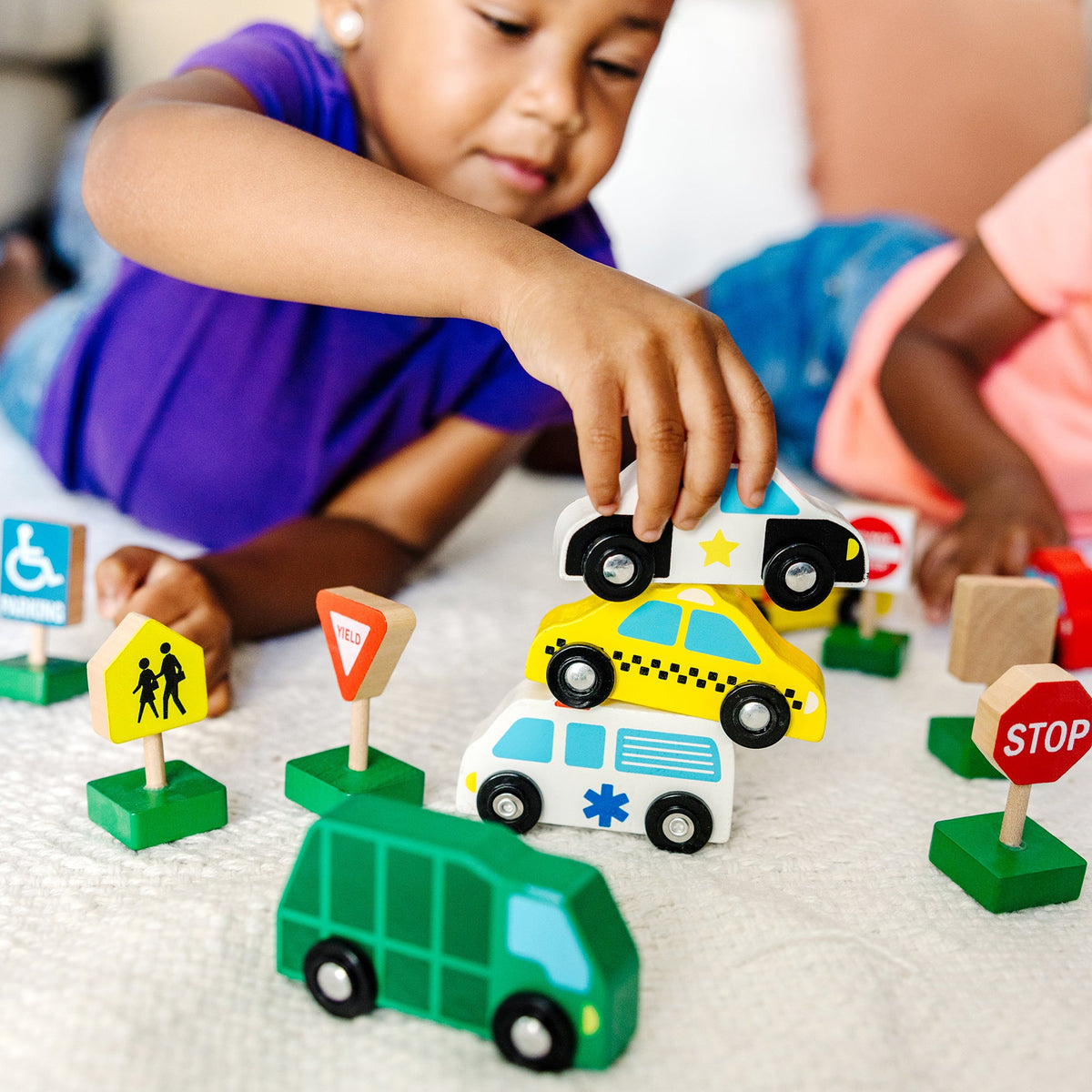 Wooden Vehicles and Traffic Signs N8