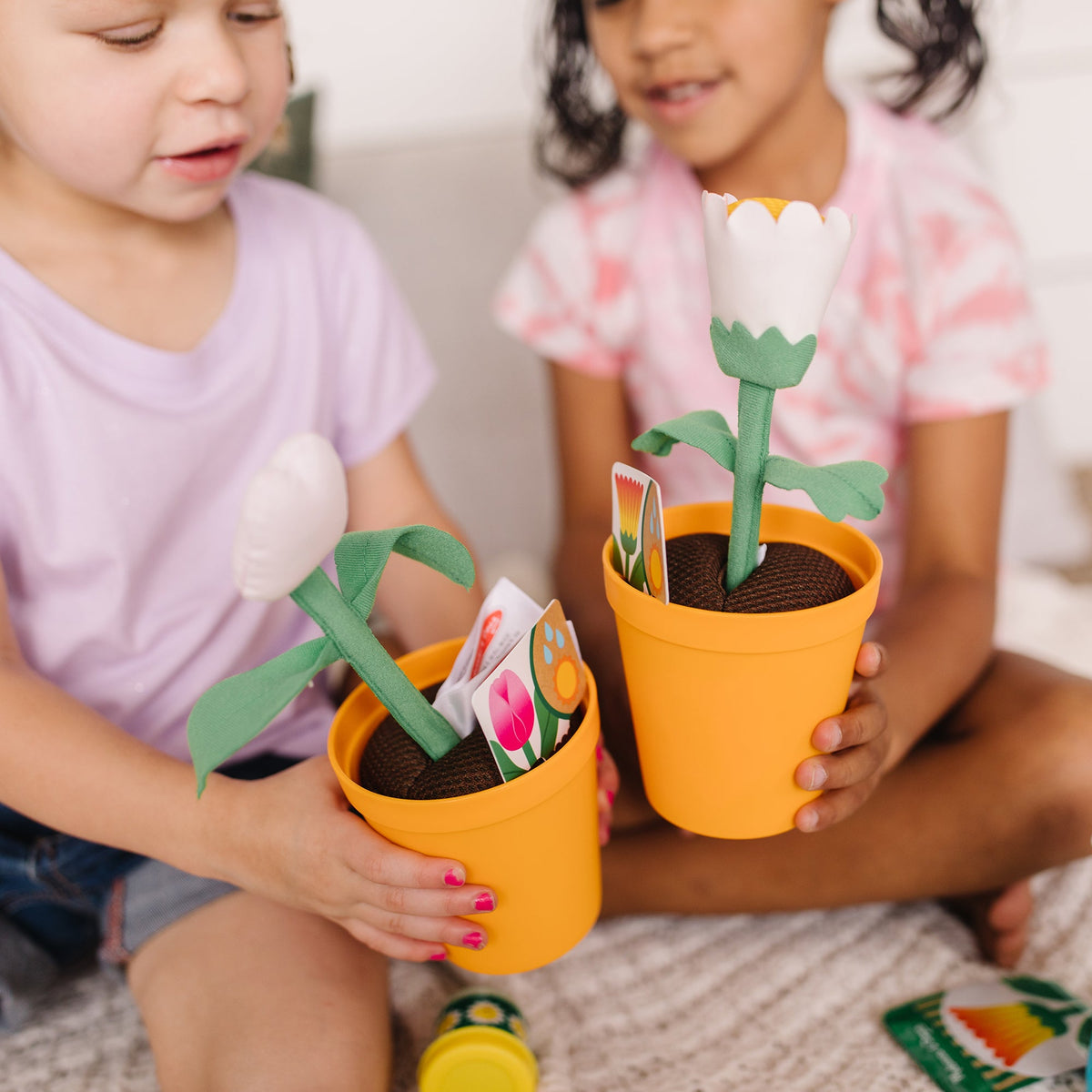 Let’s Explore Flower Gardening Play Set Y7