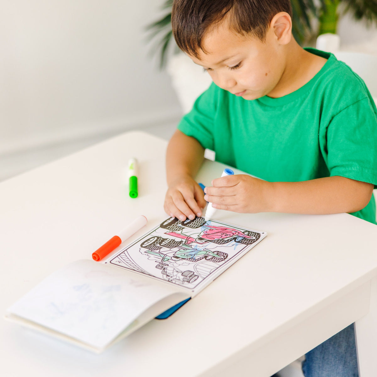 On The Go Magicolor Coloring Pad - Adventure A8