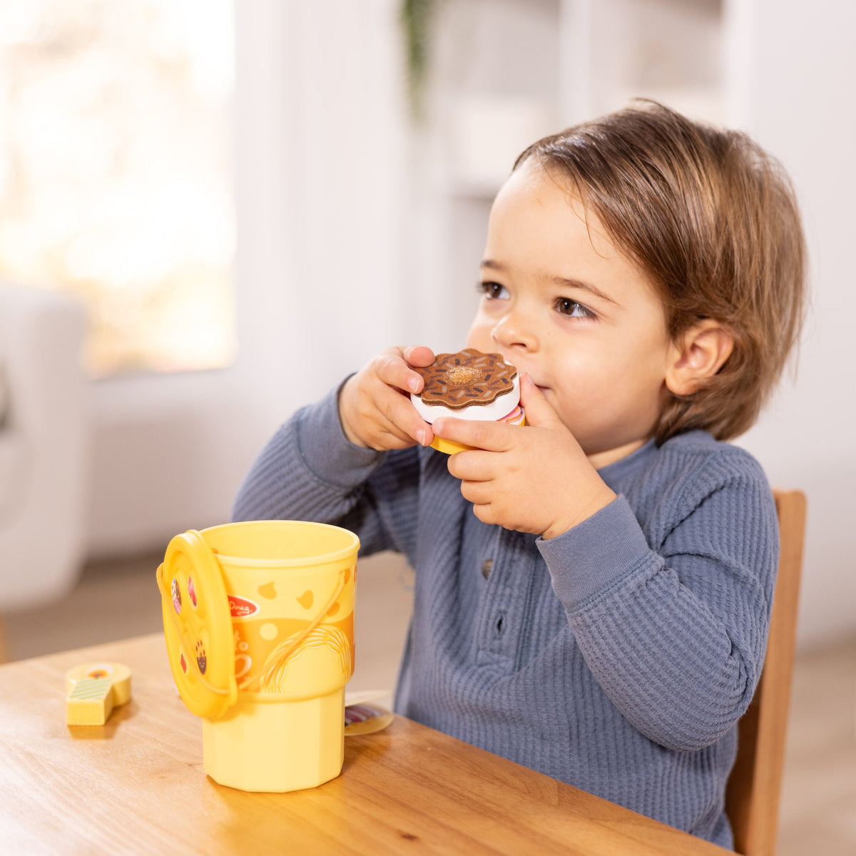 Play to Go Cake & Cookies Play Set T2